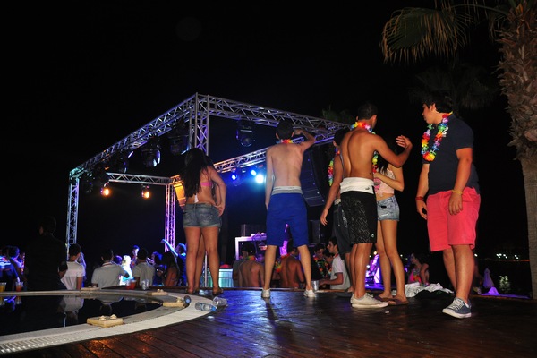 Promo Antoura at Cyan